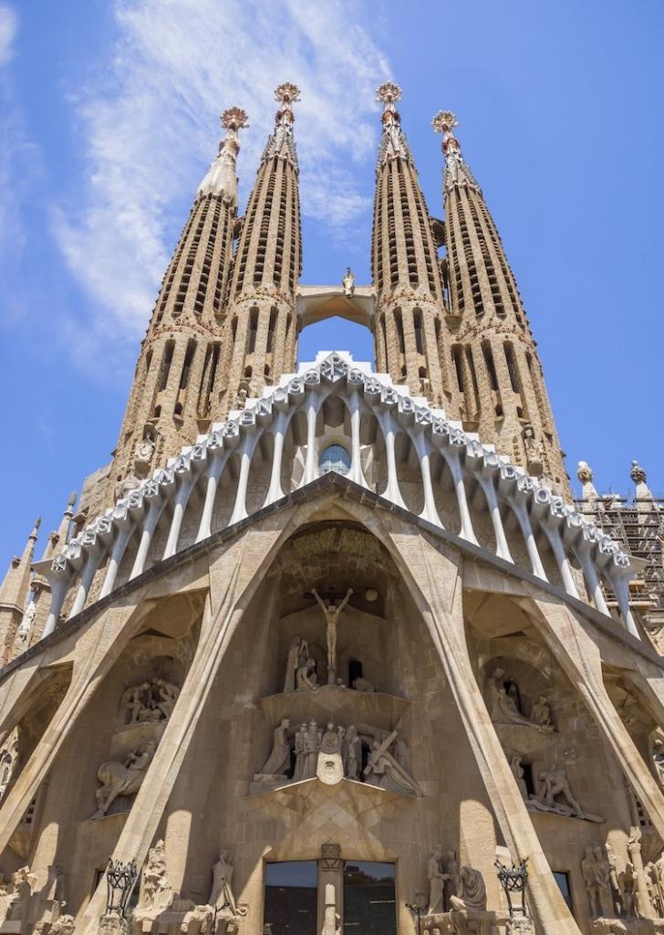 Facts about Sagrada Familia - Architecture Walks and Tours in Barcelona