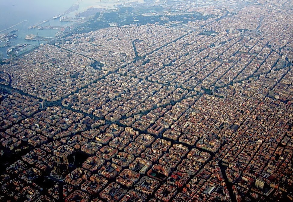 Barcelona & Urbanism Walking Tour